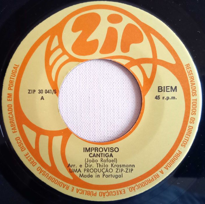 Improviso	- - - - -	Cantiga	- - - - -	Single