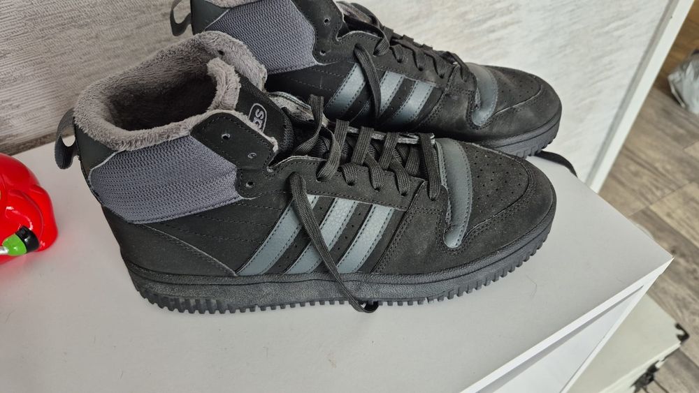 Buty Adidas roz.40