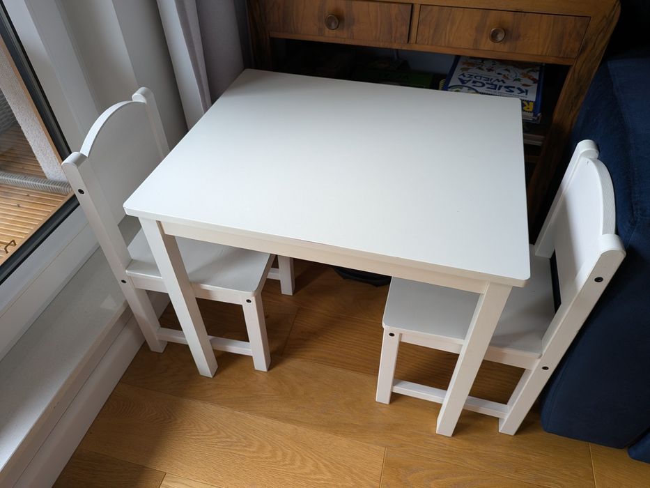 Sprzedam stolik z krzesłami IKEA