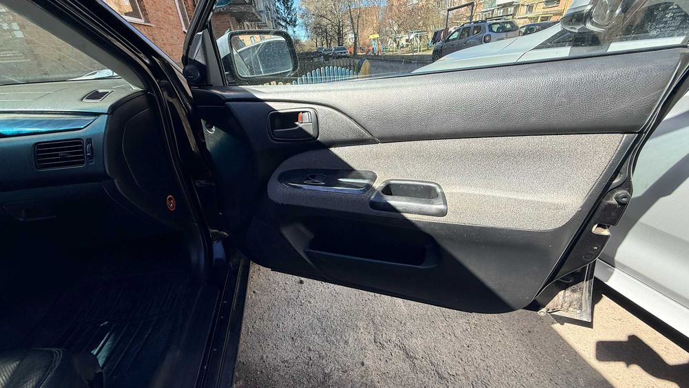 Mitsubishi Lancer 2005