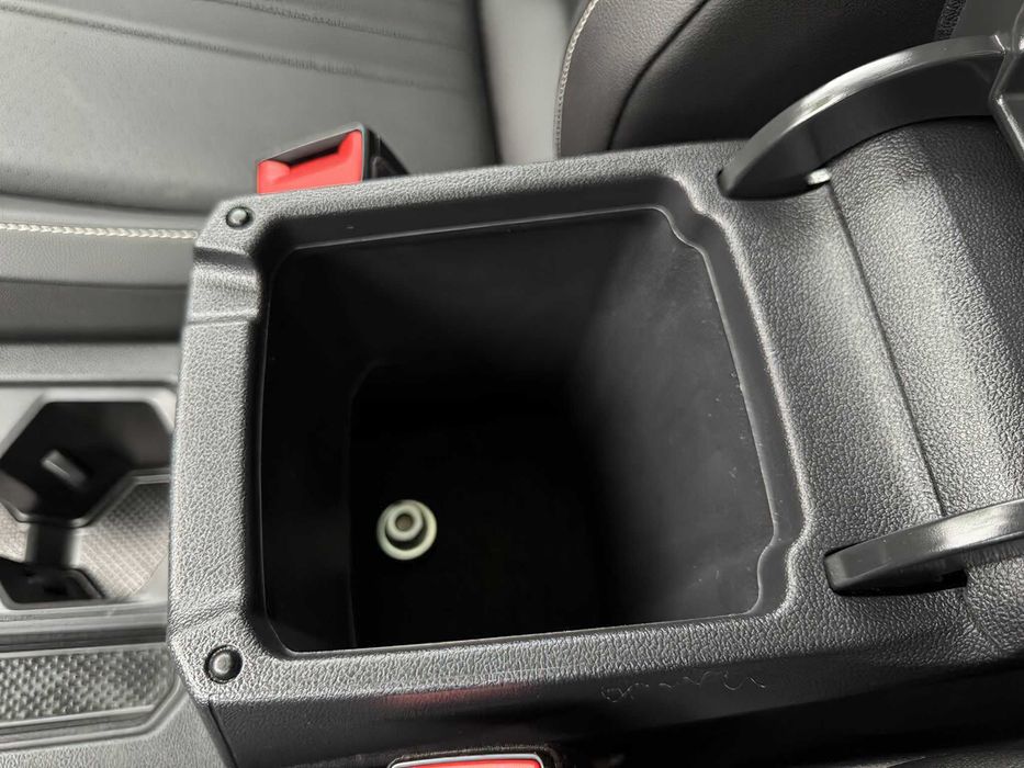 Volkswagen Tiguan SE R-Line      2023