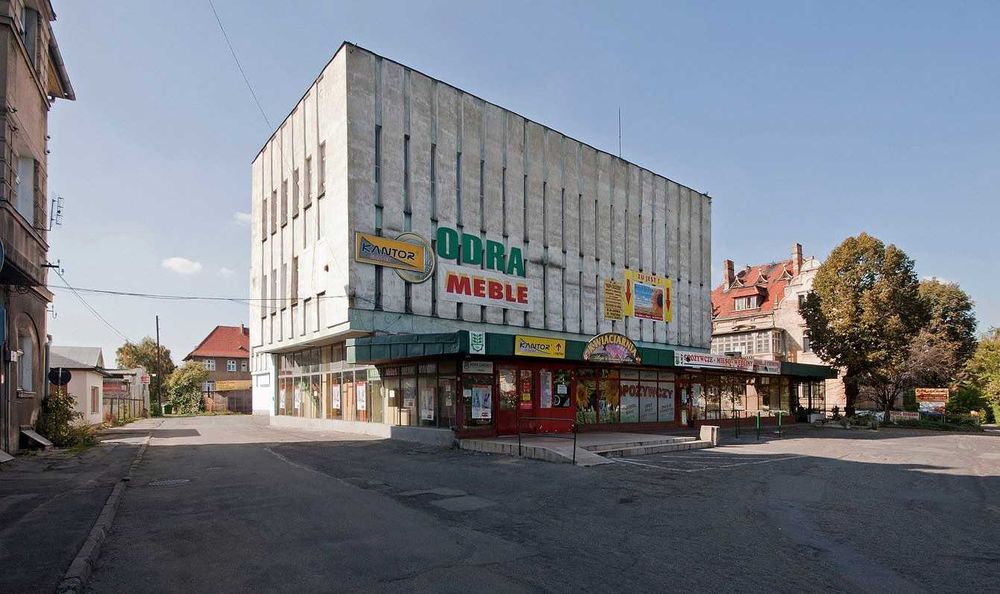 Wynajmę lokale handlowo-usługowo-biurowe