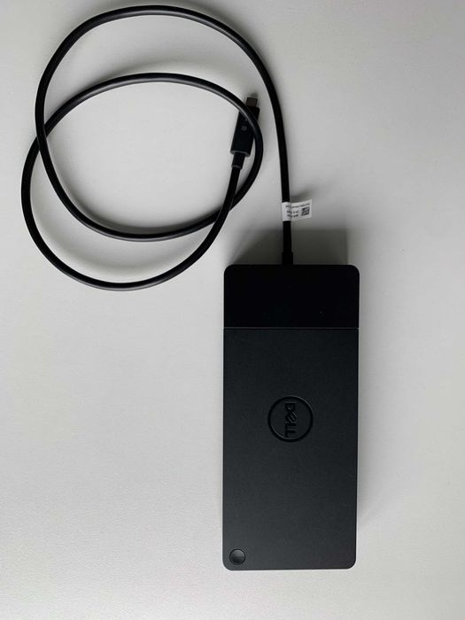 Продам Dell Docking Station WD19