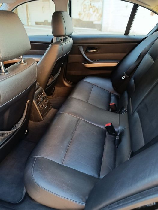 BMW 320d E90 163cv Auto. | Sedan | Muito Equipamento | Revisão Geral