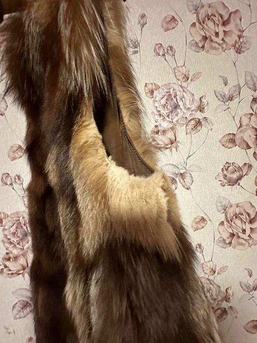 Жилет з натурального хутра