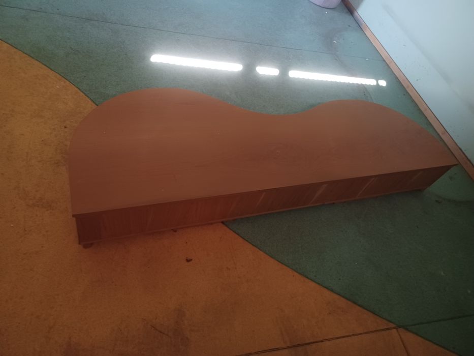 Mesa apoio receção ou outro