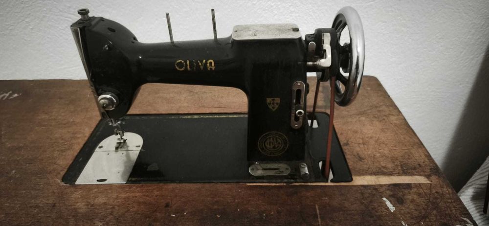Maquina de costura Oliva