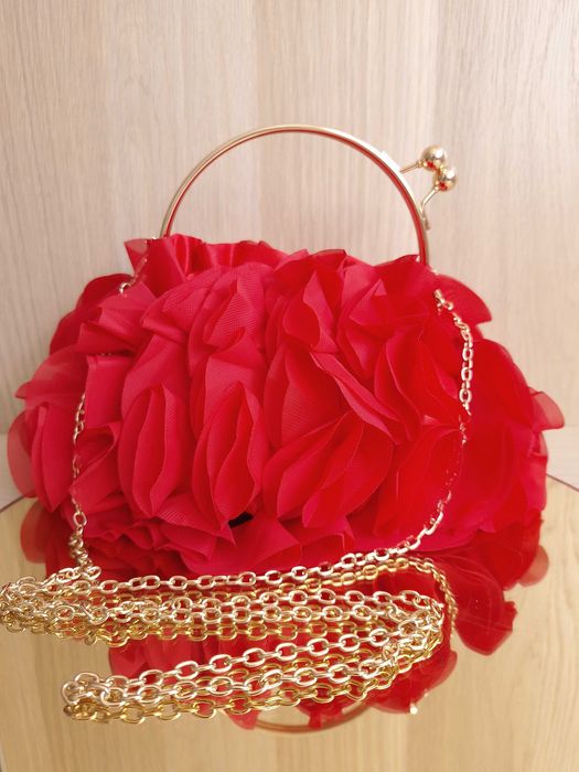 Damska Torebka Czerwona Z Płatkami Kwiat Chmurka Do Ręki Na Ramię