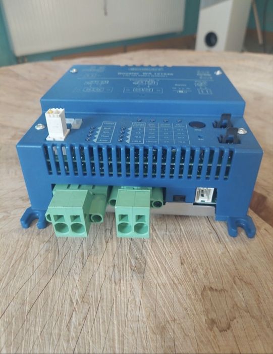 Booster,ładowarka akumulatorów DC-DC Schaudt WA 121545 (samochód kempingowy)