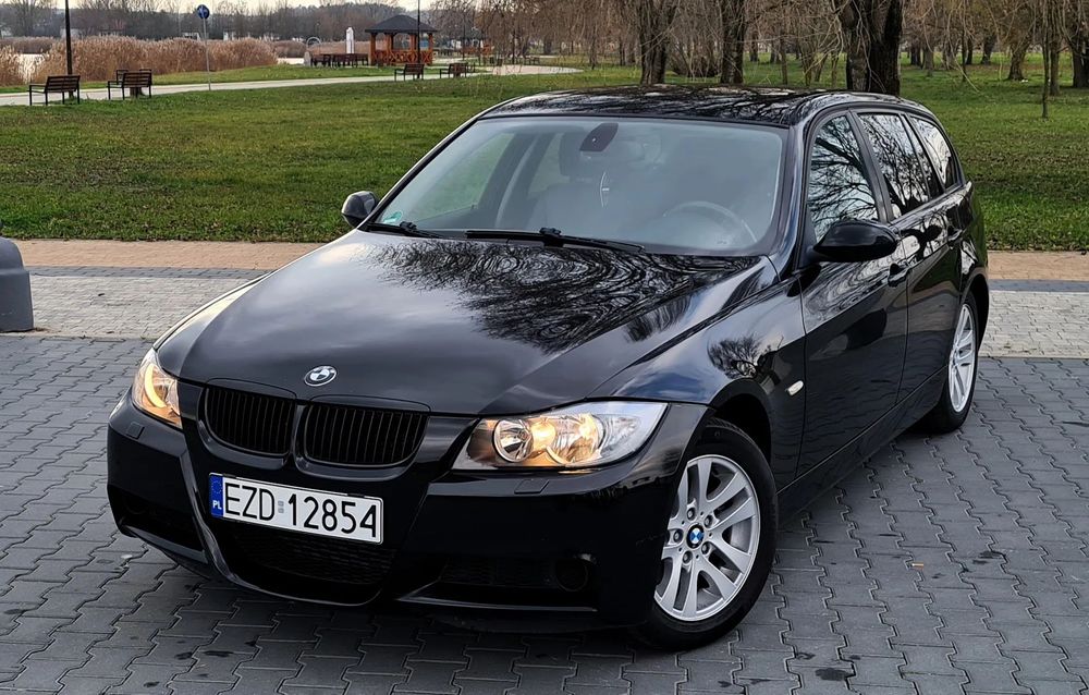 BMW Seria 3 318d E90 Touring M-Pak Skóry Grz. Fotele 2 Kpl Kół