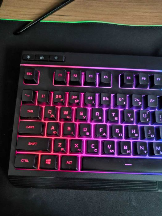 Терміново продам Клавіатуру HyperX Alloy Core RGB Membrane Black