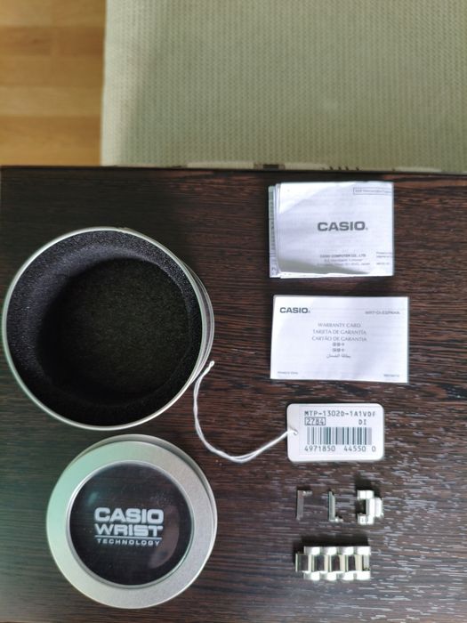 Продам годинник Casio MTP-1302D-1A1VDF