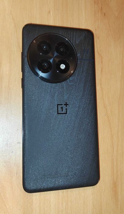 Oneplus 13 24GB (12+12) 256GB + Fatura e Garantia