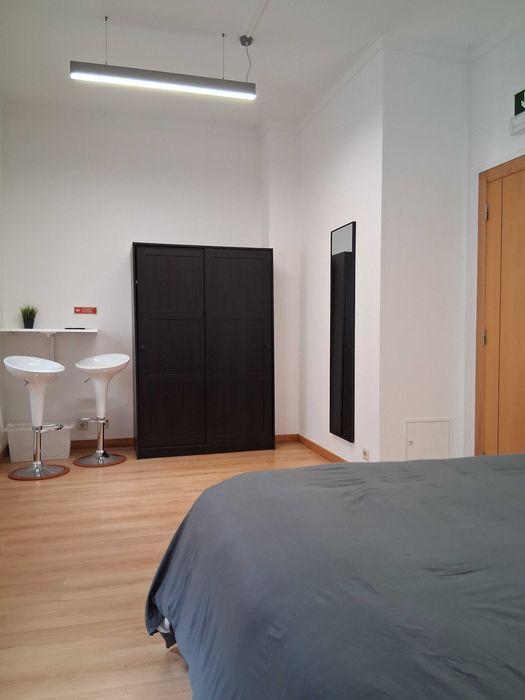 6 Quartos  Premium com 5 WC Avª Guarda Inglesa
