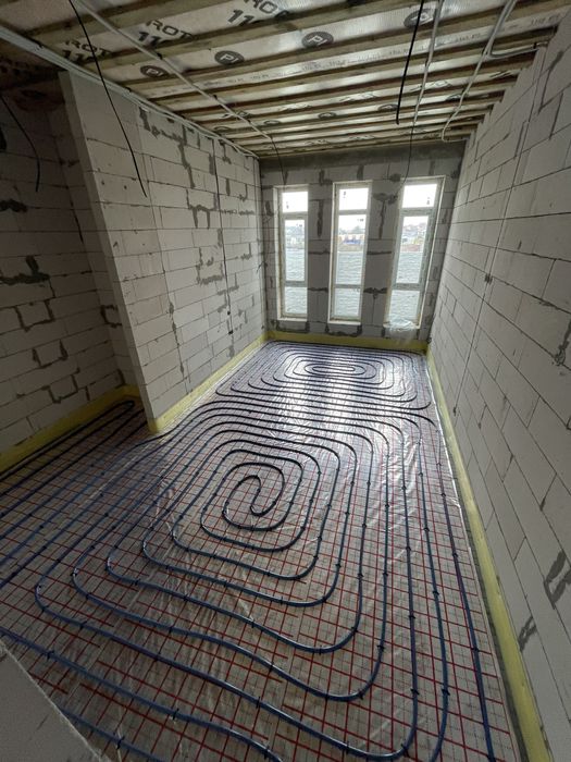 Монтаж водяного теплого пола!!