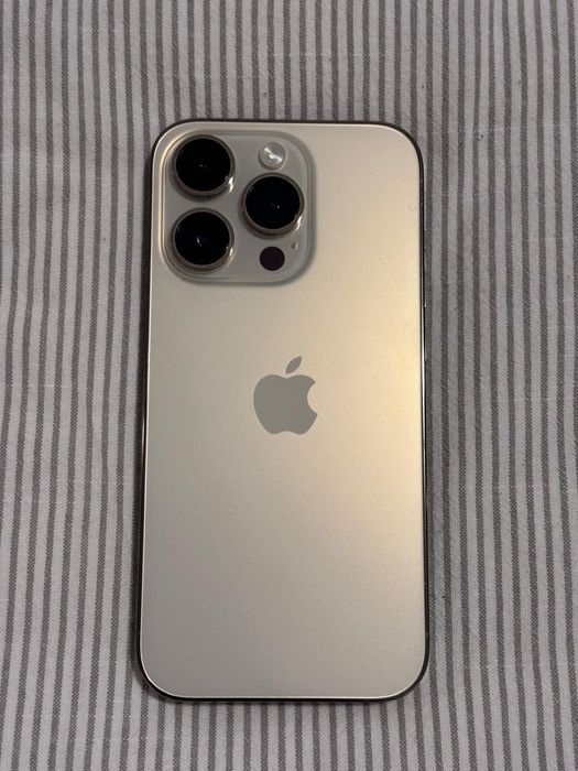 Iphone 14 Pro Gold como novo