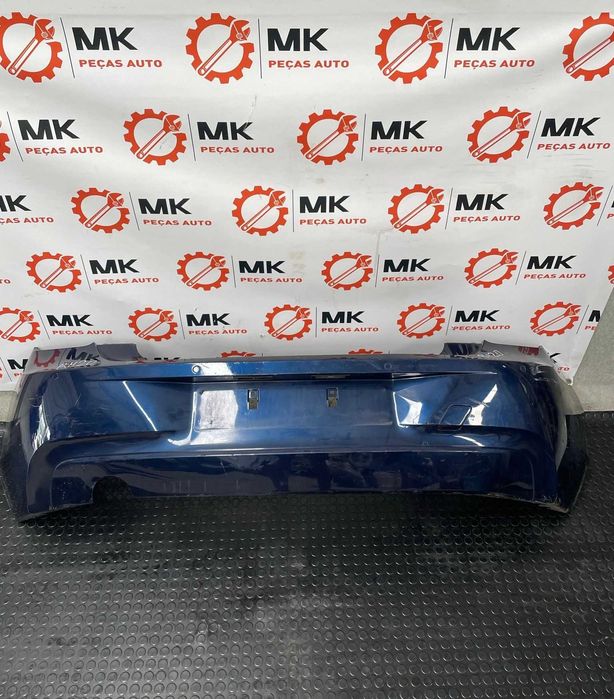 Para choques traseiro com sensores BMW Série 1 F20