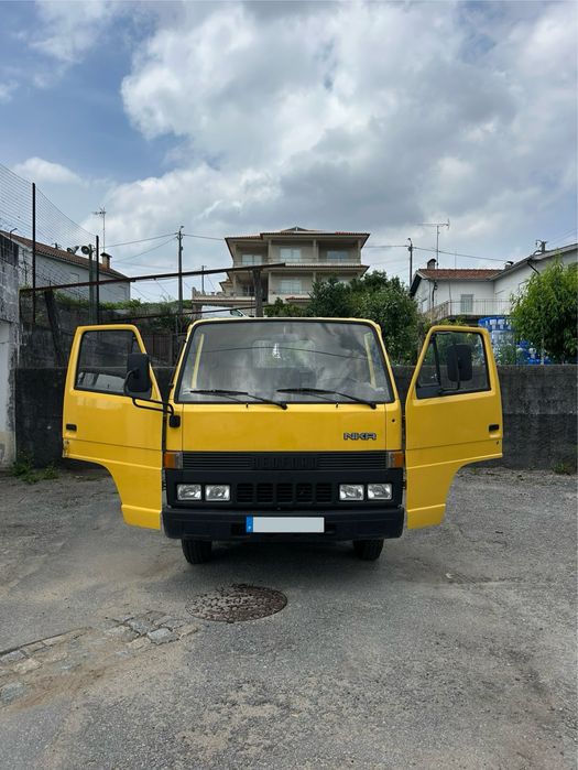 Bedford NKR - tribasculante