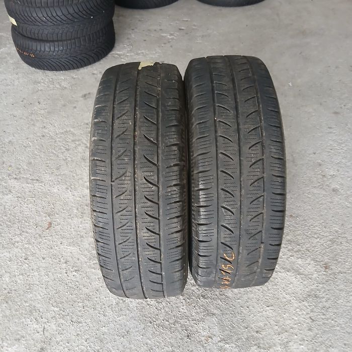 2 Pneus 225/70R15 C Yokohama