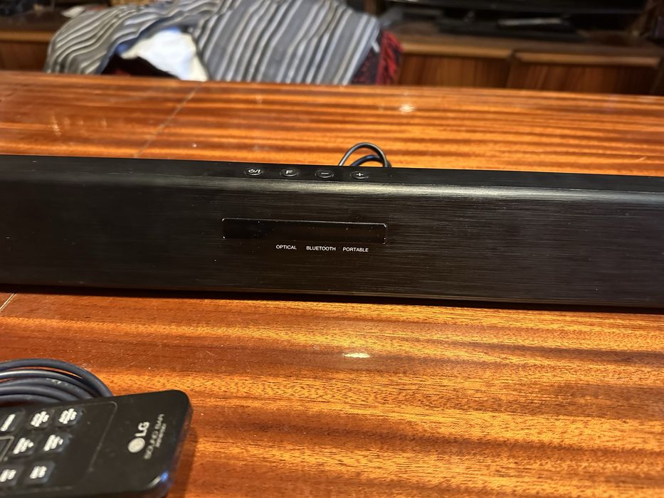 Soundbar LG LAC553B bluettot optical