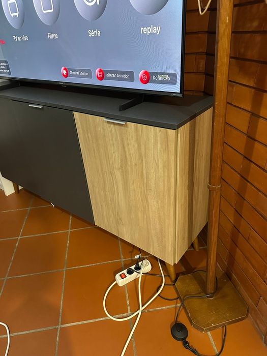 ESTANTE de TV multimedia..
