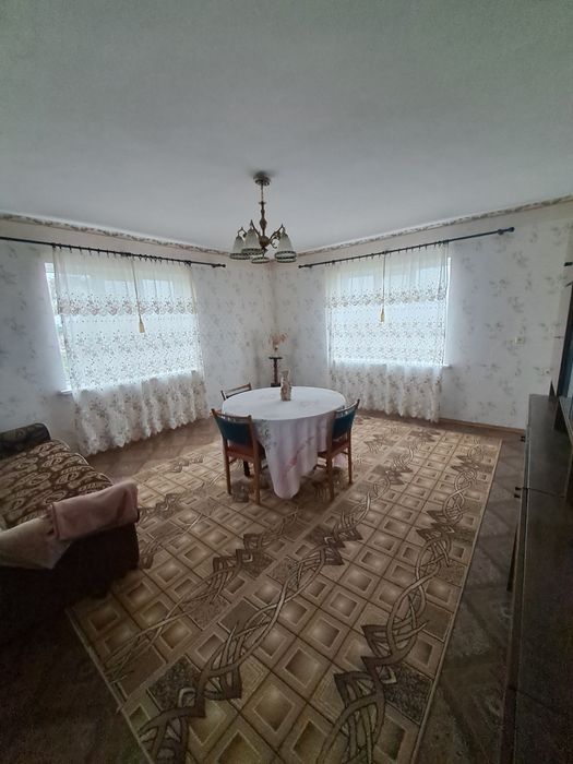 Продам добротний  будинок