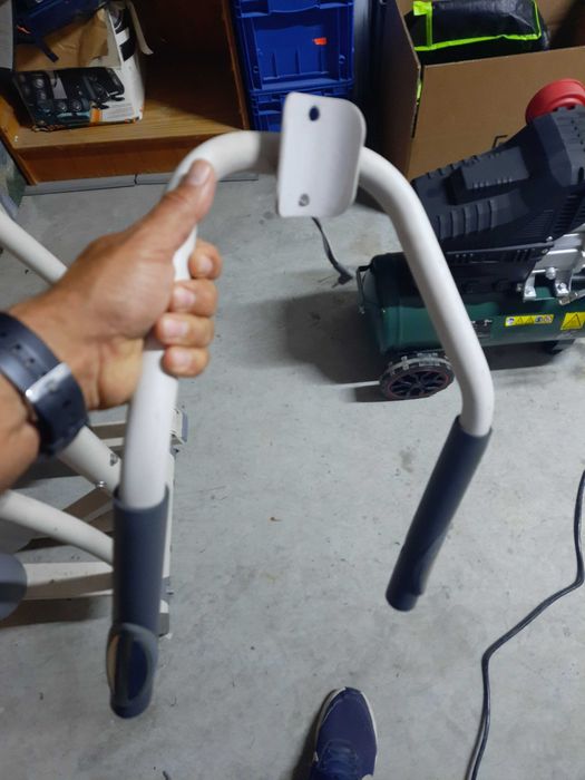 Elíptica usada para uso ou pequena alteração