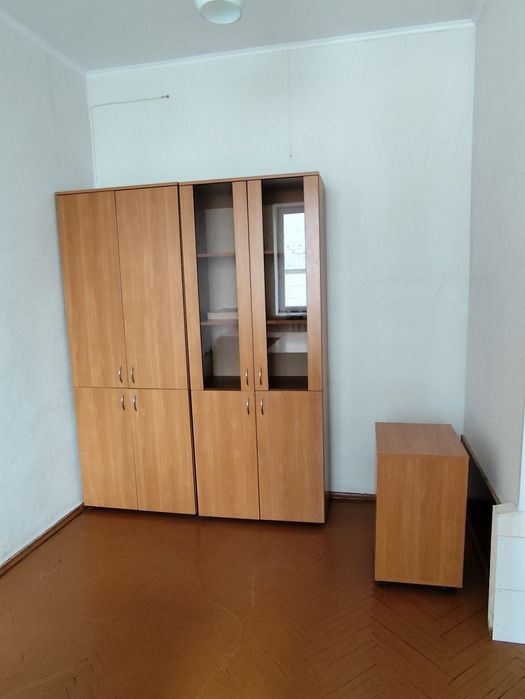 Здається в оренду офіс вул.Крушельницької 18 біля р. Оскар