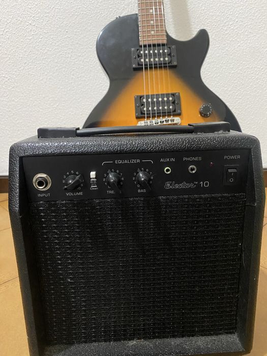 Guitarra Les Paul Epiphone + Amplificador