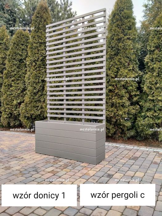 Donica z pergolą płot lamelowy pergola kwietnik