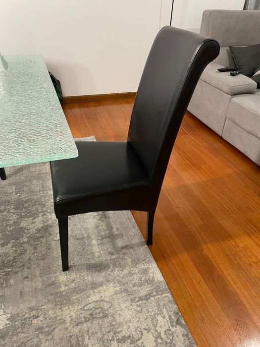 Mesa de Vidro com Cadeiras