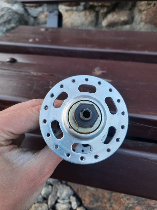 NOS nowa piasta shimano 600 arabesque wysoki kołnierz 36h przód 0425