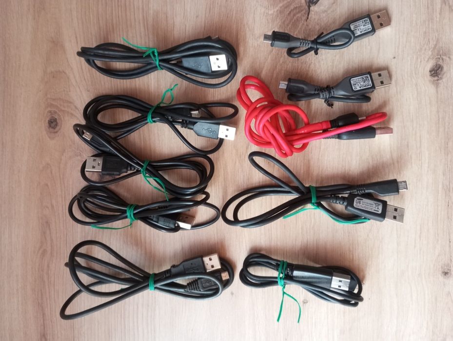Ładowarki USB kostki kable