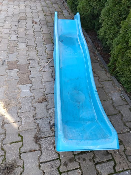 Zjeżdżalnia dla dzieci