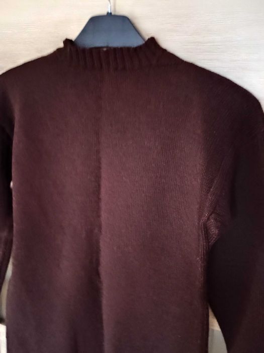 Коричневий теплий светр вовна на 44-46 розмір