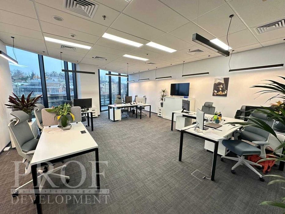 Оренда мебльованого офісу в бізнес центрі класу А