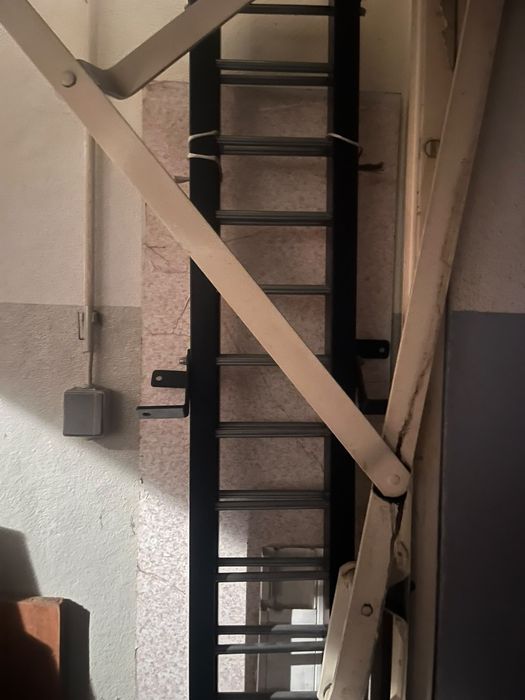 Mobiliário de cabeleireiro (pouco uso)