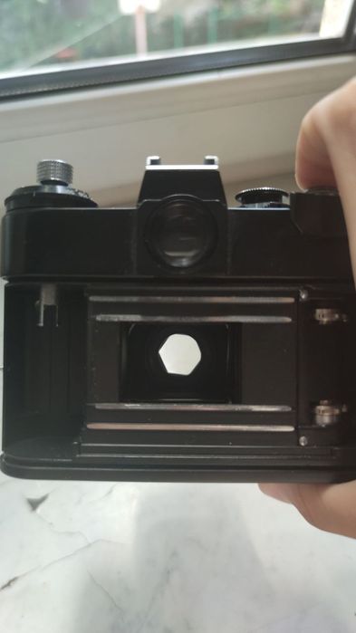 Фотоаппарат Зенит ЕМ объективом Meyer optik Domiplan 2.8/50