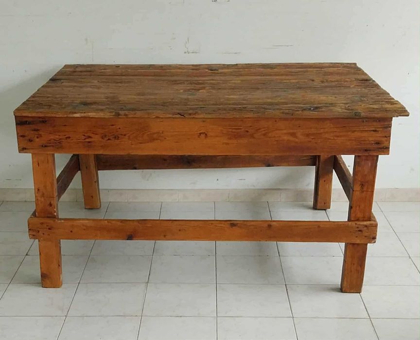 Antiga Bancada de Trabalho em Serralharia (Mesa / Ilha de Cozinha)