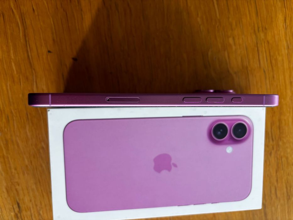 Sprzedam IPhone 16 Plus 128 GB Super Stan Komplet