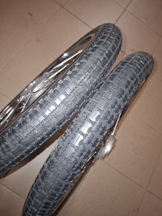 Odrestaurowane wycentrowane kola r17"romet ogar 200,205