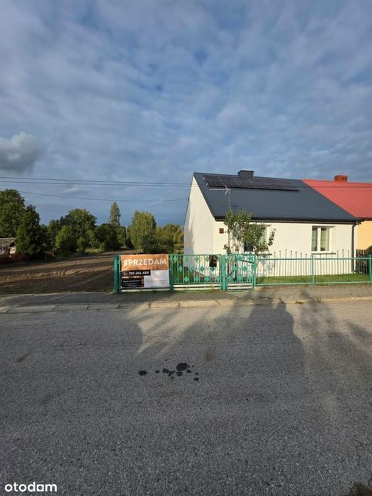 Dom z budynkami gosp., pompa ciepła, fotowoltaika