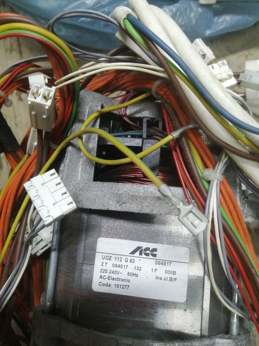 Двигатели стиральной машыны