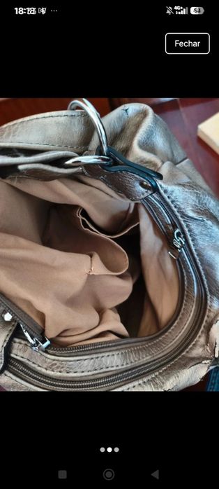Bolsa-mochila com muita arrumação