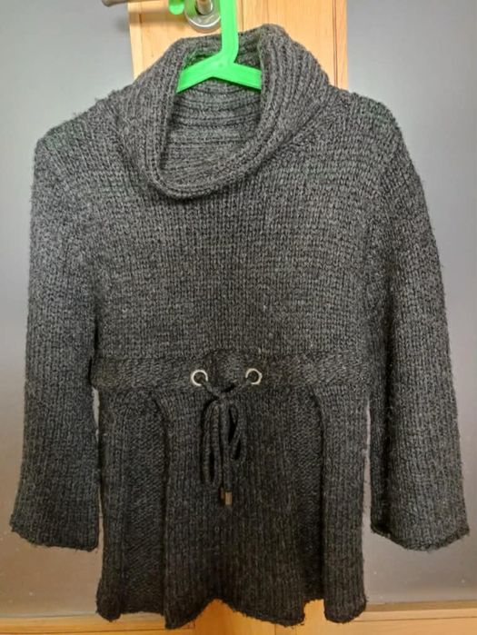 Camila de lã cinzenta