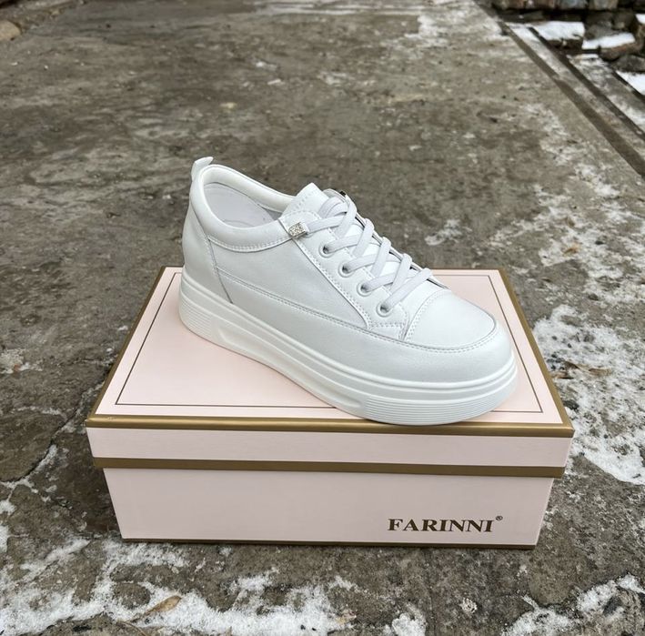 Жіночі білі кеди на платформі 36-42, кроссовки белые женские танкетка