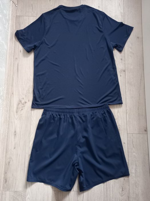 Продам спортивный комплект GYMSHARK