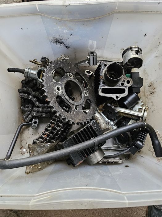 Części do motoru o pojemności 50