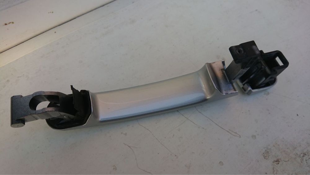 Ручка дверей зовнішня VW Tiguan / Jetta / Polo (5N0837205M)