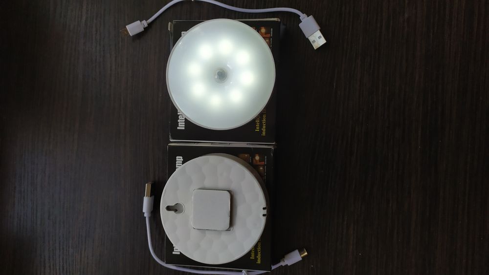 Светильник с датчиком,ночник